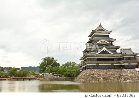 100 famous castles in Japan and Matsumoto castle 68335362