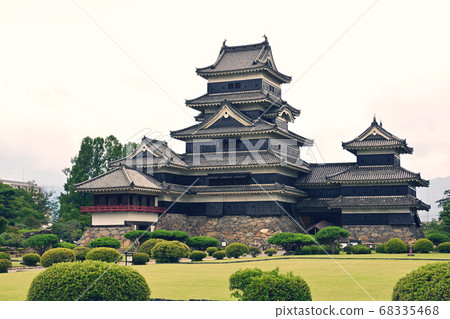 100 famous castles in Japan and Matsumoto castle 68335468