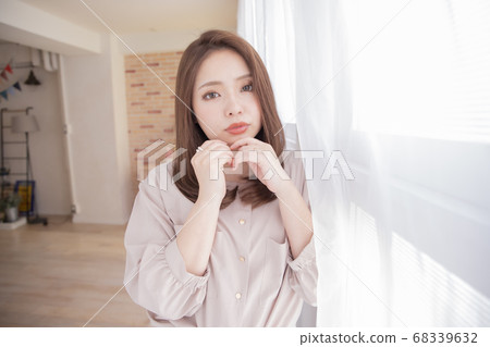 直中型髮型美容美髮女人 68339632