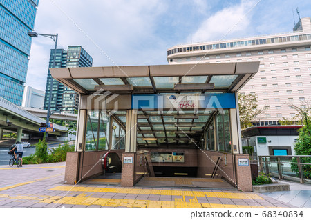 日本東京的城市景觀赤坂地下人行道出入口的視圖 68340834