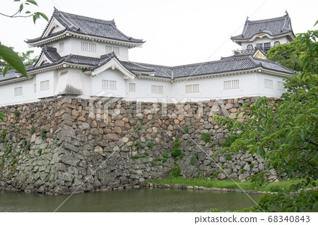 View of Kishiwada Castle moat and stone wall 68340843