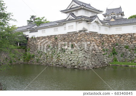 View of Kishiwada Castle moat and stone wall View of Kishiwada Castle moat and stone wall 68340845