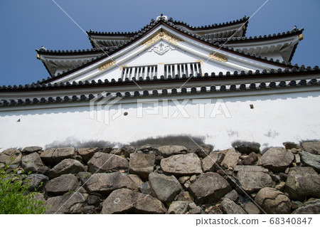 The castle tower of Kishiwada Castle looked up from below 68340847