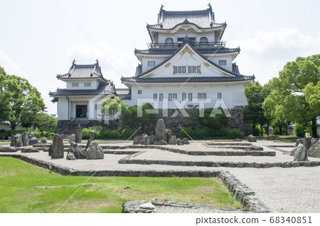 岸和田城城堡塔樓和花園景觀 岸和田城城堡塔樓和花園景觀 68340851
