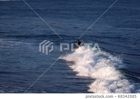 衝浪衝浪 68342085