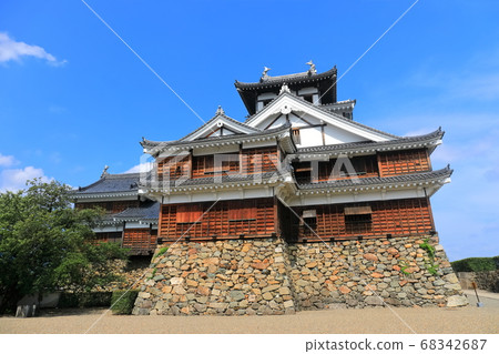 [京都府]福知山城在晴朗的天氣下 68342687