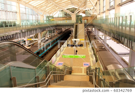 Takanawa Gateway 68342769