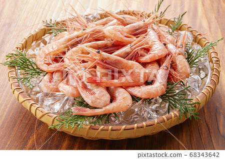 Sweet shrimp [Hokkaido] 68343642