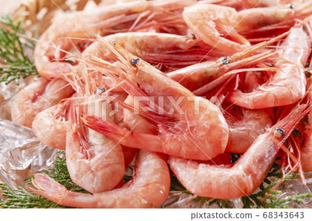 Sweet shrimp [Hokkaido] 68343643