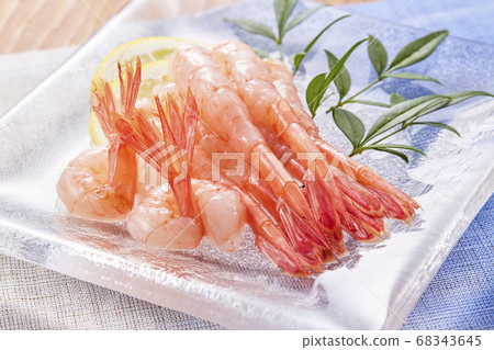 Sweet shrimp [Hokkaido] 68343645