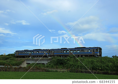 彩虹和火車 彩虹和火車 68344155