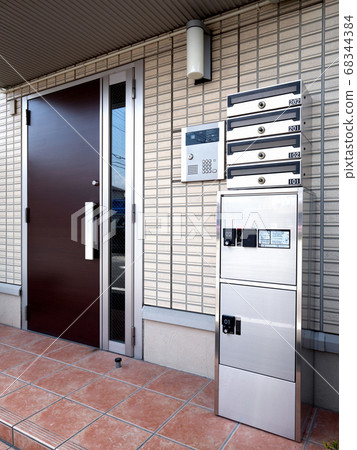 Apartment delivery box 68344384