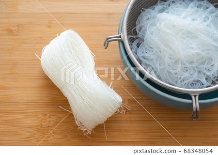 Vermicelli food dried and boiled glass noodles 68348054