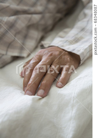 Illness 68348087