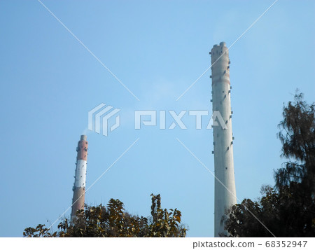 Factory chimney emits smoke, industrial Factory chimney emits smoke, industrial 68352947