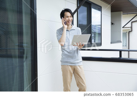 Telework balcony 68353065