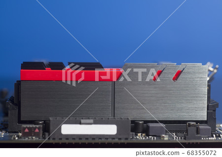 High performance DDR4 computer memory RAM on High performance DDR4 computer memory RAM on 68355072