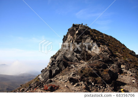 美瑛山在秋天 68356706