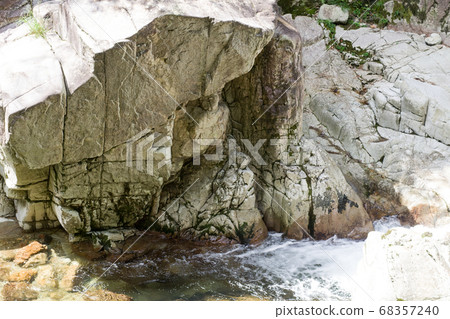 Sandankyo Natural sculpture View of Kannon rock 68357240