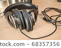 Telework headphones 68357356