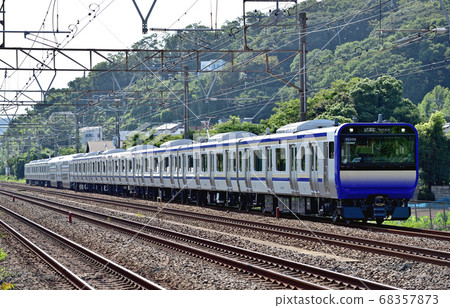 Tokaido Main Line Ninomiya-Oiso JR East E235 Series 1000 series (Kamakura) F-01 formation test run Tokaido Main Line Ninomiya-Oiso JR East E235 Series 1000 series (Kamakura) F-01 formation test run 68357873