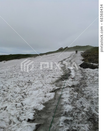 上加山的雪谷 上加山的雪谷 68368434