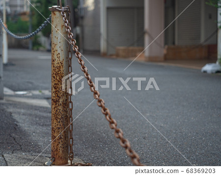 Building deterioration points in the city Building deterioration points in the city 68369203