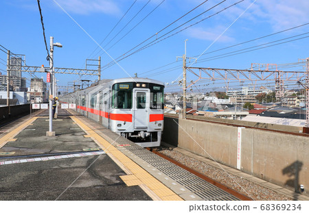 三洋電鐵,通過子午線人丸站的火車 三洋電鐵,通過子午線人丸站的火車 68369234