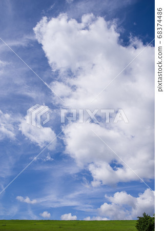 Background material (landscape, sky, clouds, green) Background material (landscape, sky, clouds, green) 68374486