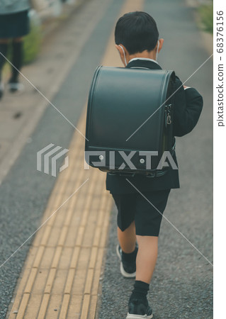 放學 小學學生 小學生 68376156