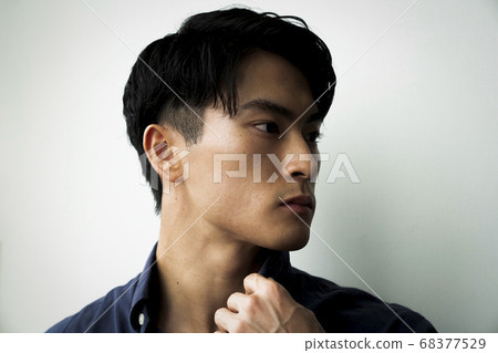 Male's portrait Male's portrait 68377529