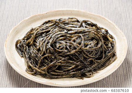 Squid Miss Spaghetti. 68387610