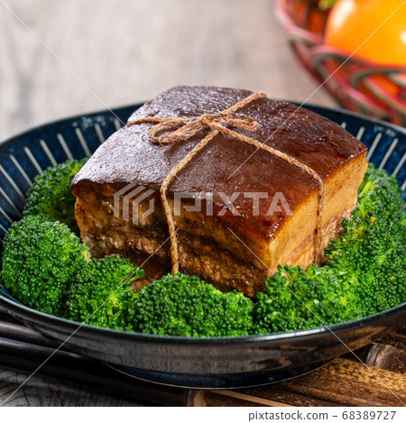 Dongpo Pork New Year Food Braised Pork Meat Control Lu Rou Dongpo Pork Braised Pork トンポーロー Dongpo Pork New Year Food Braised Pork Meat Control Lu Rou Dongpo Pork Braised Pork トンポーロー 68389727