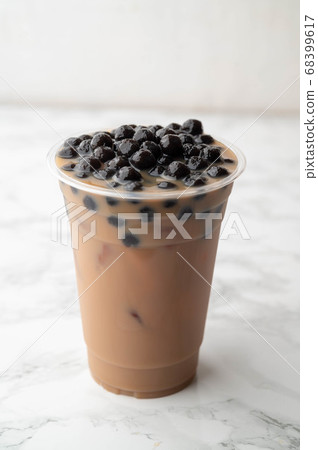 tapioca milk tea, bubble tea, boba tea 68399617