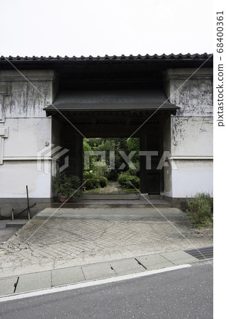 Kokumokujuku和Tanakajuku之間的Kawa村的Kakuzo Nagayamon 68400361