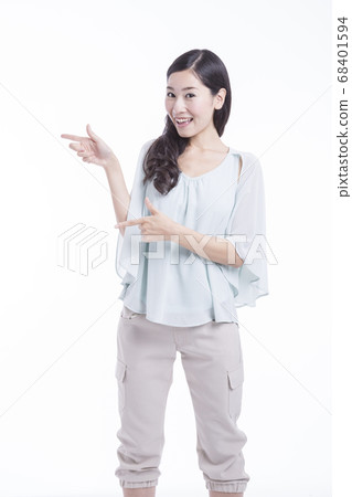 女人指著 女人指著 68401594