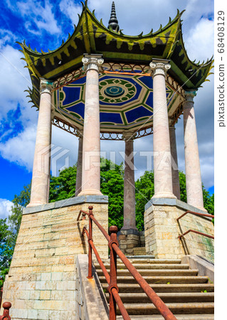 Pavilion in chinese style "Grand Caprice"  68408129