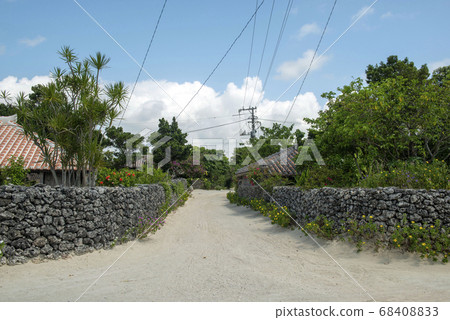 Taketomi Town, Taketomi Island, Okinawa Prefecture 68408833