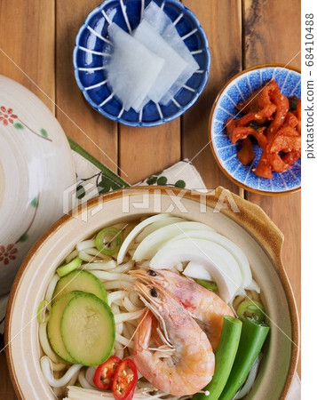 Asian Food Shrimp Pot Udon, Noodles 68410488