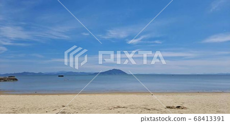 The sky and the sea The sky and the sea 68413391