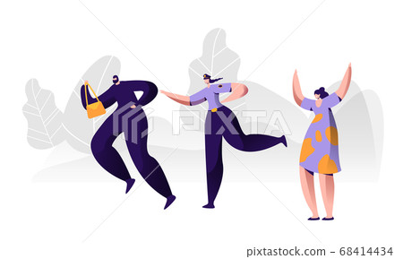 Female Police Officer at Work Catching Up Thief 68414434