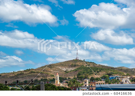 古巴特立尼達的遠景 古巴特立尼達的遠景 68416636