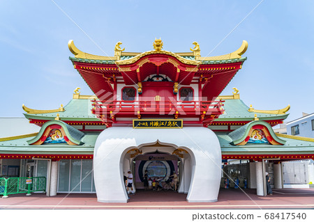 [Kanagawa] Renewed Katase Enoshima Station 68417540