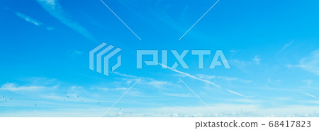 cirrus clouds and blue sky 68417823