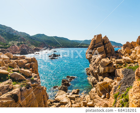 Rocks and blue sea in Costa Paradiso 68418201