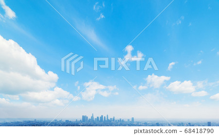 Los Angeles under a cloudy sky 68418790