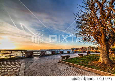 Alghero seafront at sunset Alghero seafront at sunset 68418865