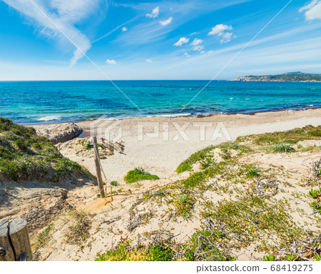 Rena Majore shoreline 68419275