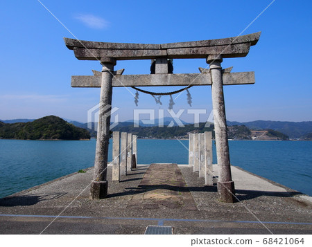 土佐的宮島那魯申神社前往高知縣須崎市的路線 土佐的宮島那魯申神社前往高知縣須崎市的路線 68421064
