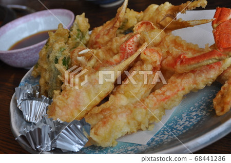 Fried crab meat tempura Fried crab meat tempura 68441286